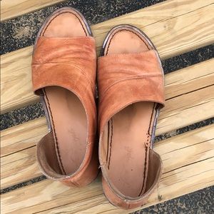 Free People shoes. Open toe. Sz41